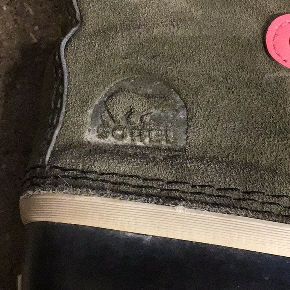 Host Pick!!! Sorel boots, 5 - Picture 4 of 12